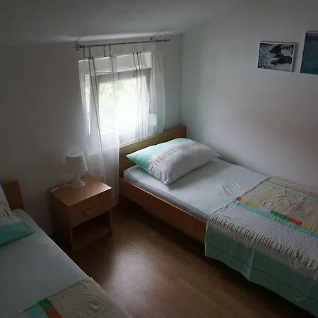 Ij 3stars 4-6 Persons Apartman Vir